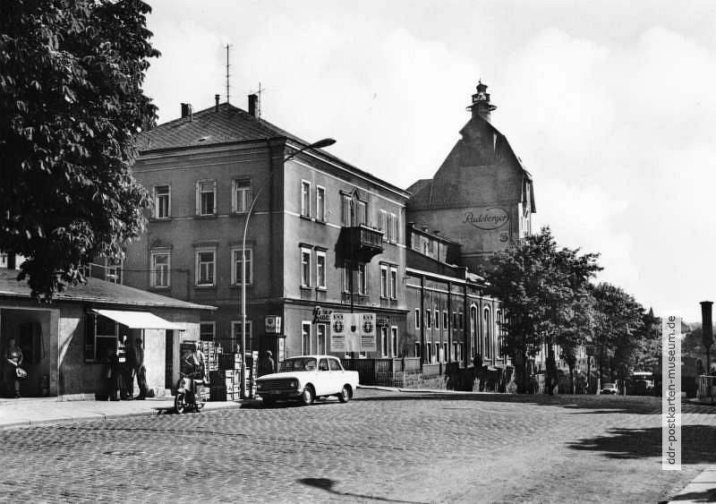 Verwaltungsgebäude des VEB Radeberger Brauerei in Radeberg - 1969