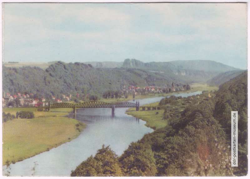Blick über die Elbe auf Bad Schandau und Pfaffensteine - 1962