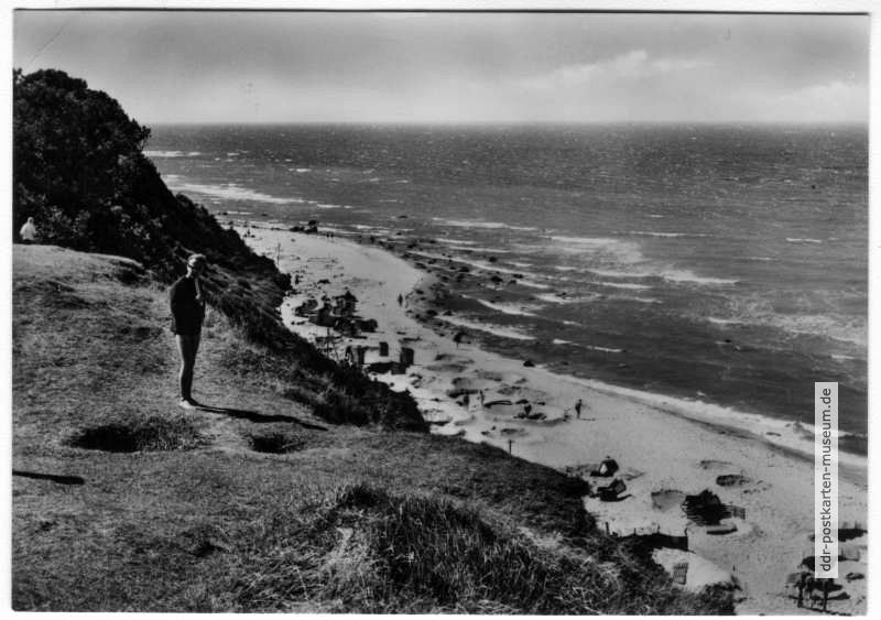 Steilküste und Strand von Bakenberg - 1970