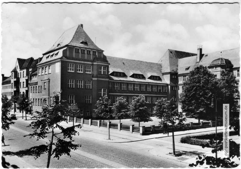 Baumschulenstraße, Mittelschule (Oberschule) -  1960