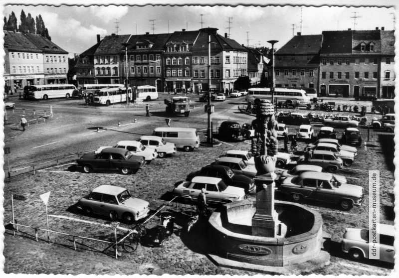 Marktplatz von Bischofswerda mit Marktbrunnen - 1972