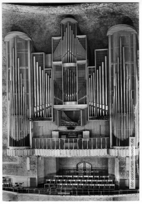Kreuzkirche, Gesamtansicht der neuen Orgel - 1968