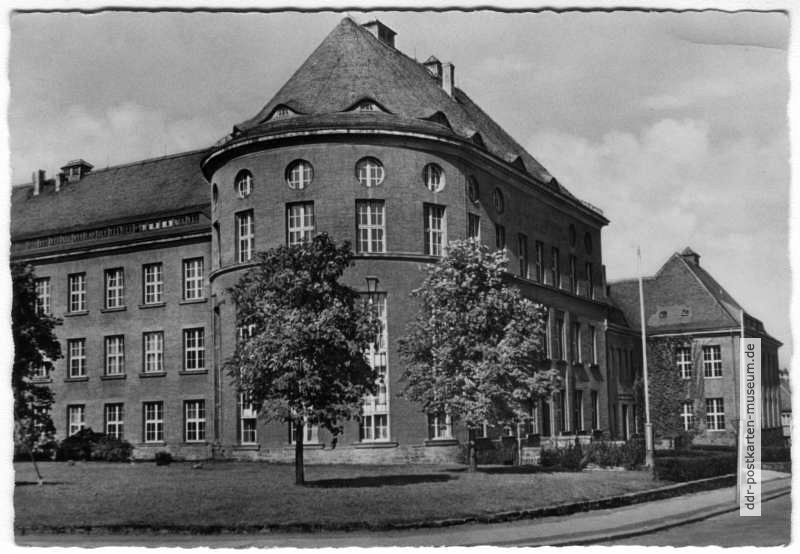 Braunkohlen-Forschungsinstitut - 1957