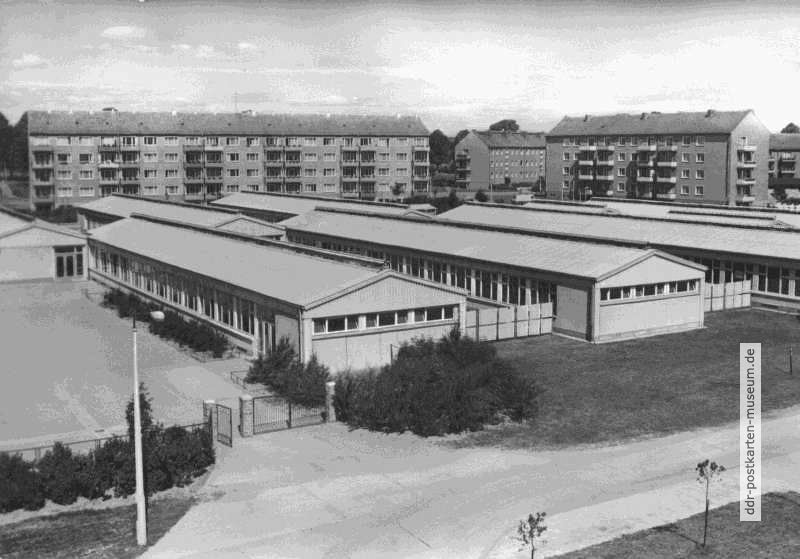 Oberschule II im Neubaugebiet - 1974
