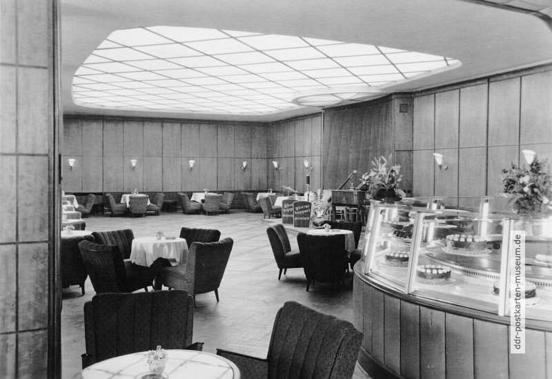 Cottbus, Tanz-Cafe in der HO-Gaststätte "Stadt Cottbus" - 1961