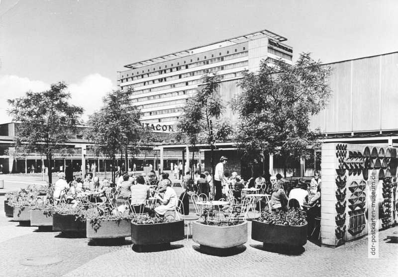 Dresden, "Cafe Prager Straße" - 1963