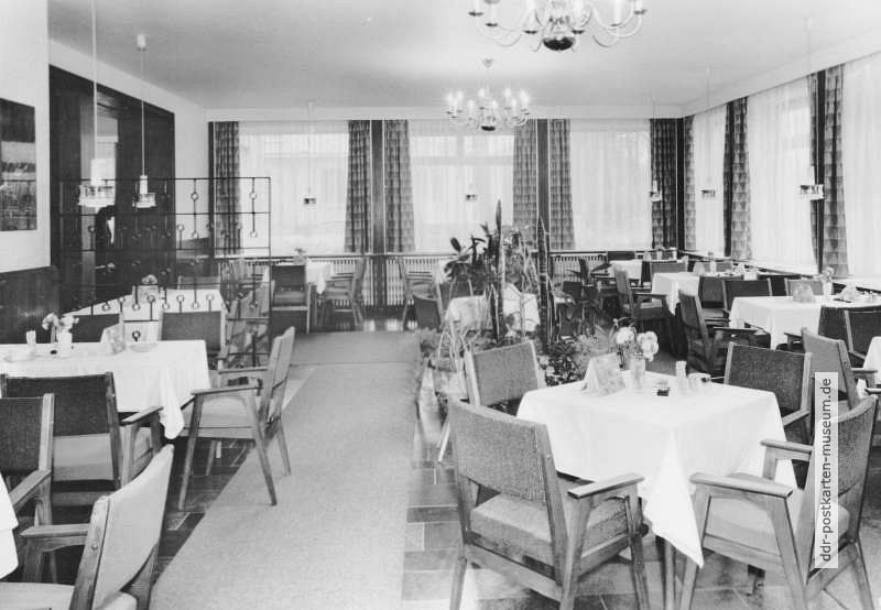 Kühlungsborn, Restaurant im "Haus des Handwerks" - 1975