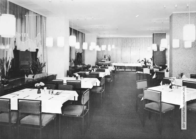 Dresden, Frühstückszimmer im Interhotel "Bastei" - 1978