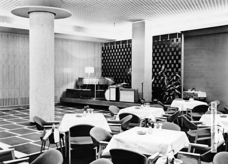 Halle, Tanzbar im Interhotel "Stadt Halle" - 1966