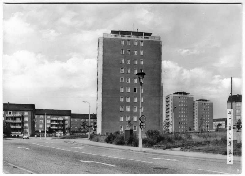 Hochhäuser an der Juri-Gagarin-Straße - 1970