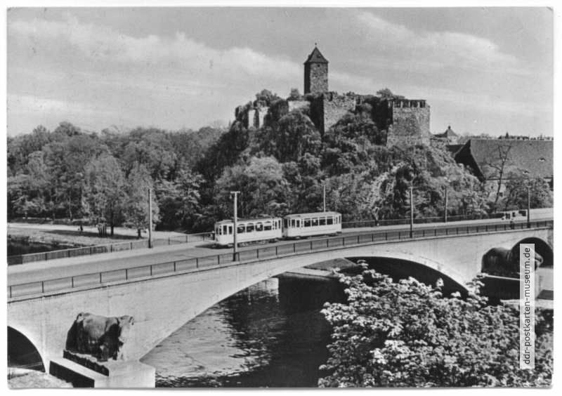 Burg Giebichenstein und Saalebrücke, Straßenbahn Linie  - 1958 / 1963 1953