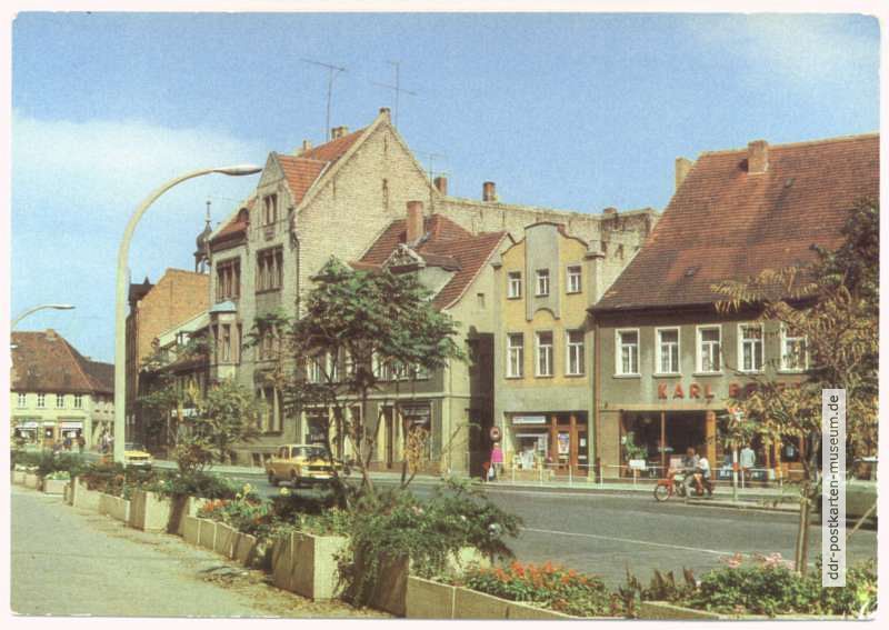 Straße am Marktplatz - 1982