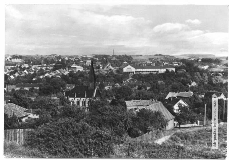 Blick über die Stadt zum Klubhaus der Walzwerker - 1975