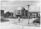 Planetarium vor der Polytechnischen Oberschule 10 - 1972