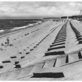Strand mit Wellenbrechern - 1968