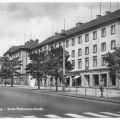 Ernst-Thälmann-Straße mit Ladenstraße - 1964