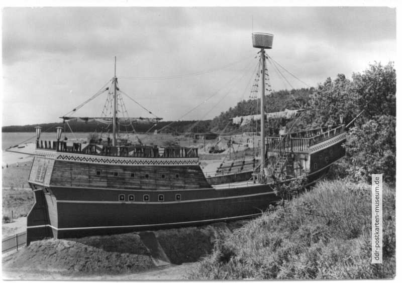 Ortsteil Neu Mukran, Piratenschiff - 1972