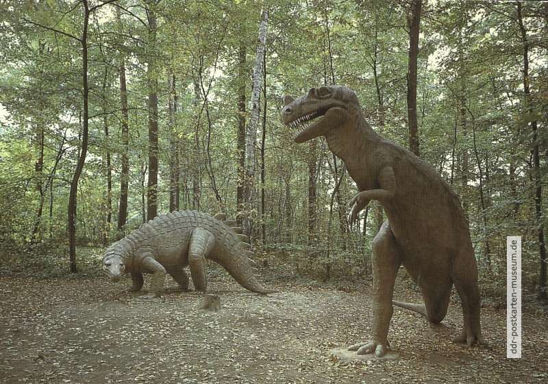 Saurierparkanlage mit Ceratosaurus und Scelidosaurus aus der Jurazeit - 1986
