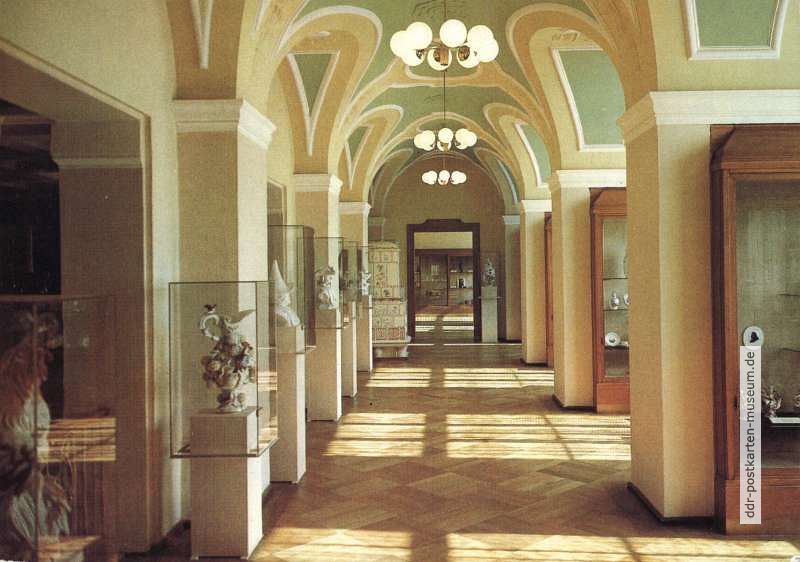 Schauhalle mit Porzellansammlung, 1916 eröffnet - 1984