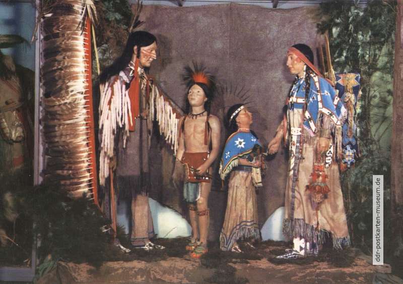 Prärie-Indianer um 1890 im Diorama - 1975