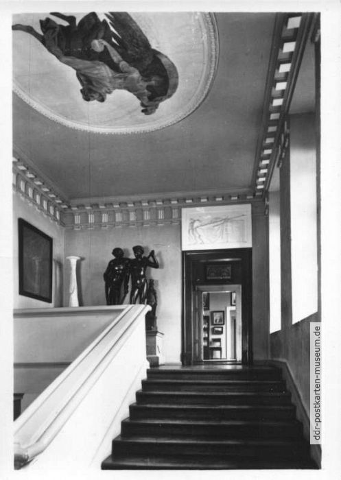 Goethehaus, Treppenaufgang mit antiker Skulptur- 1956