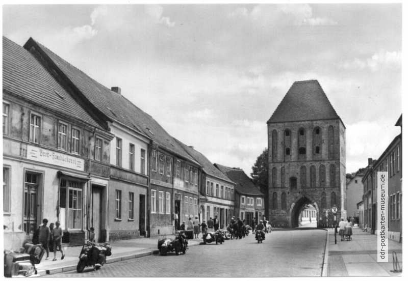 Prenzlauer Straße mit Prenzlauer Tor - 1961