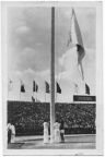 Hissen der Fahne des Weltstudentenbundes bei den XI. Akademischen Sommerspielen im Berliner Walter-Ulbricht-Stadion - 1951