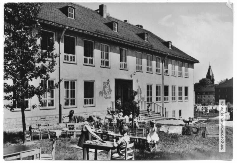 Neue Siedlung, Kindergarten - 1964