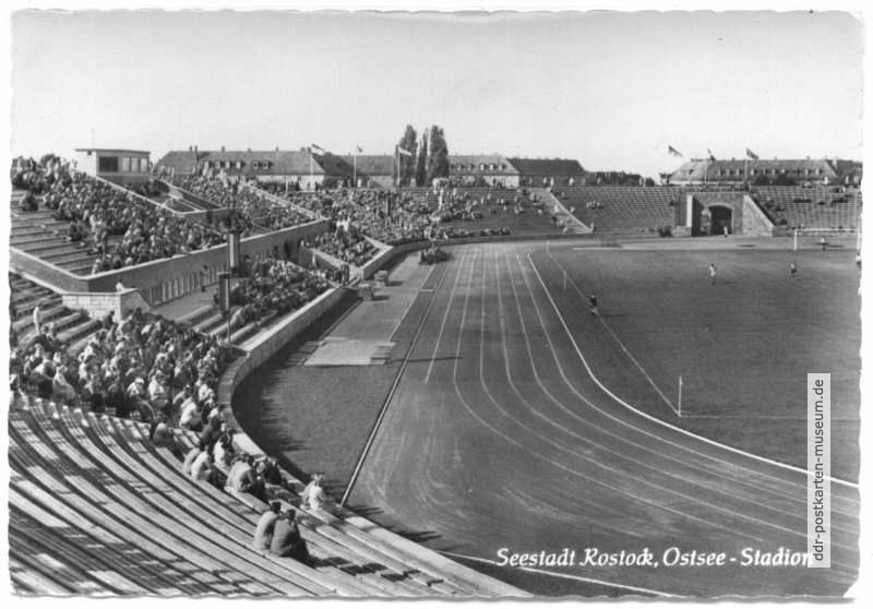 Ostsee-Stadion, Fußballspiel SC Motor Rostock - 1958