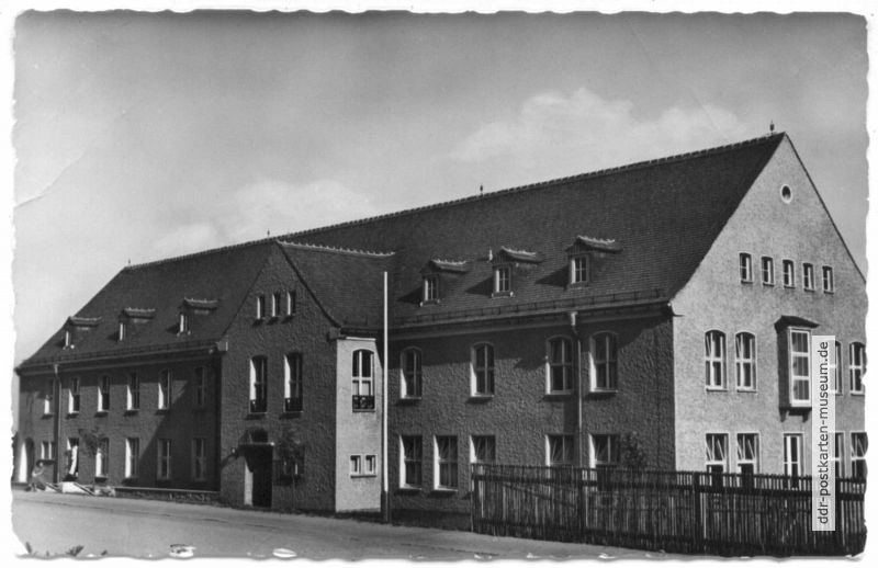 Kinderheim der SVK Wismut in der Siedlung des Friedens - 1957