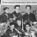 DDR-Mannschaft der Friedensfahrt 1959 mit Betreuern - 1959
