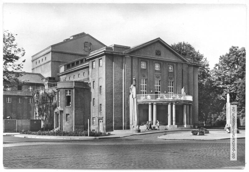 Theater der Werftstadt - 1976