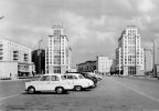 Trabant P 80 auf Parkstreifen der Karl-Marx-Allee in Berlin - 1963