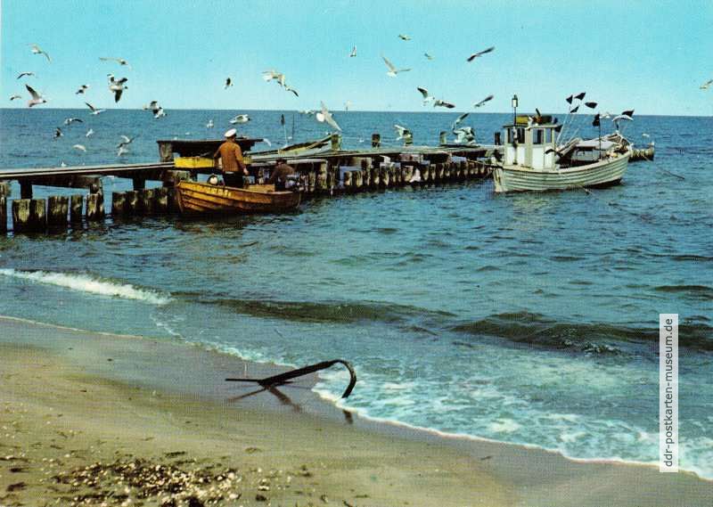 Fischerboote an der Ostseeküste - 1985