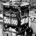 Der 500 000. Kubikmeter Beton beim Bau der Rappbode-Talsperre wird im Juli 1956 eingebracht - 1984