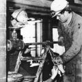 Rohrschlosser bei der Arbeit im VEB Stahl- und Walzwerk Riesa - 1975