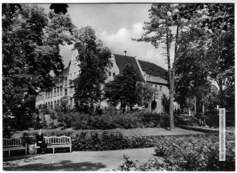 Kurpark, Blick zur Goethe-Schule - 1975
