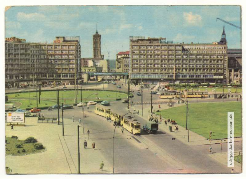 Alexanderplatz, HO-Warenhaus und Berolina-Haus - 1964