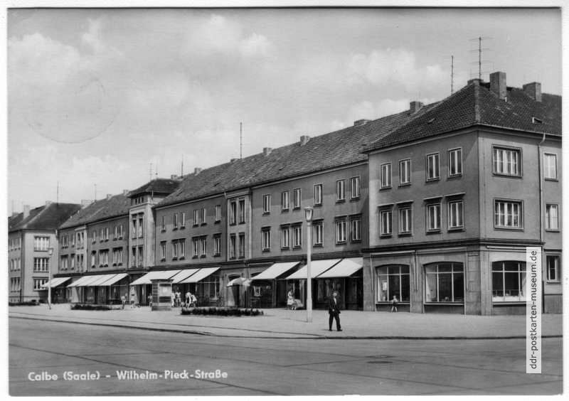 Ladenstraße an der Wilhelm-Pieck-Straße - 1965
