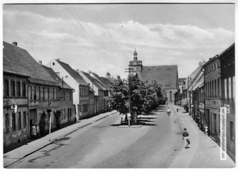 Torgauer Straße mit Blick zur Kirche - 1963