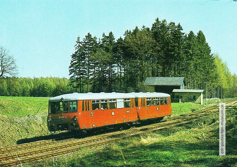 Leichttriebwagen 172 745 ("Ferkeltaxe") bei Schöberg im Vogtland - 1988