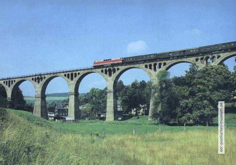 Viadukt in Lichte (Kreis Neuhaus am Rennweg) - 1984