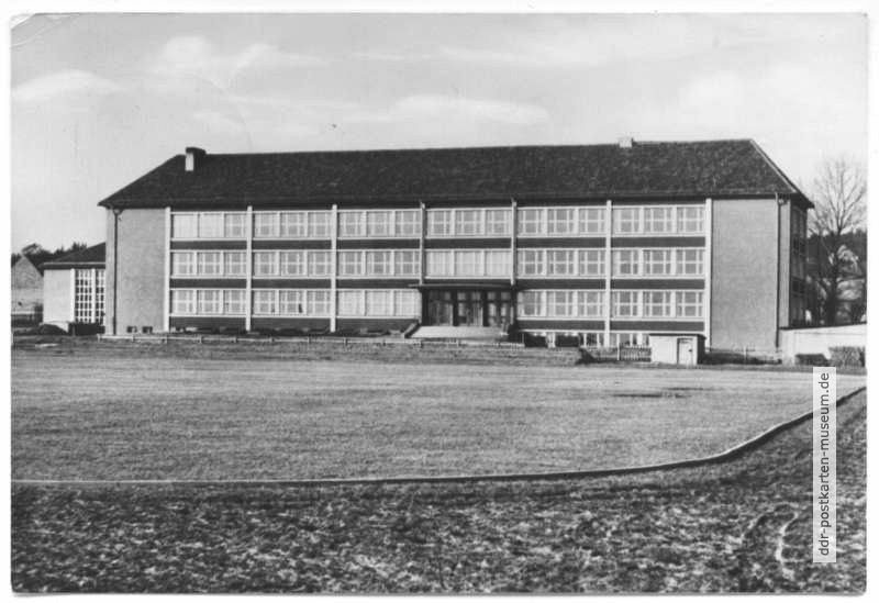Elsterwerda-Biehla, Polytechnische Oberschule - 1966