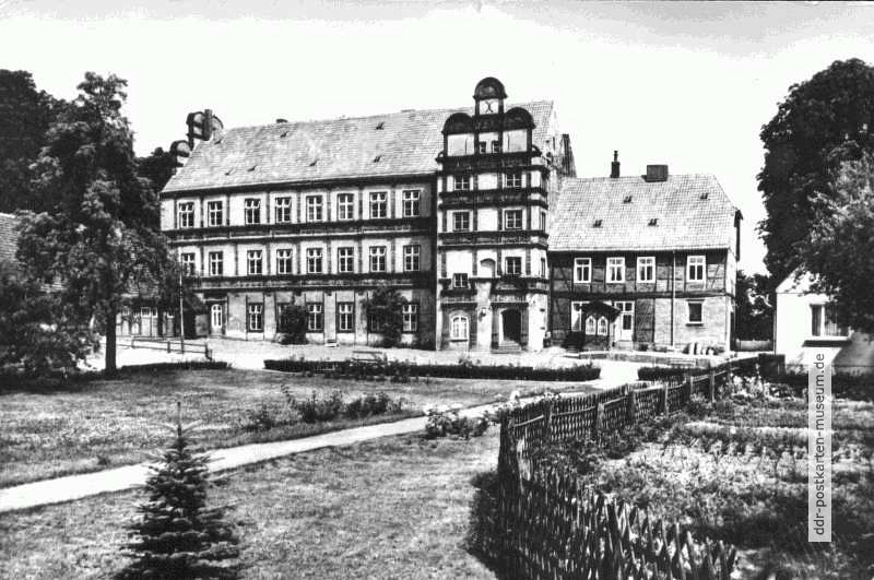 Schloß (jetzt Oberschule und Internat) - 1976