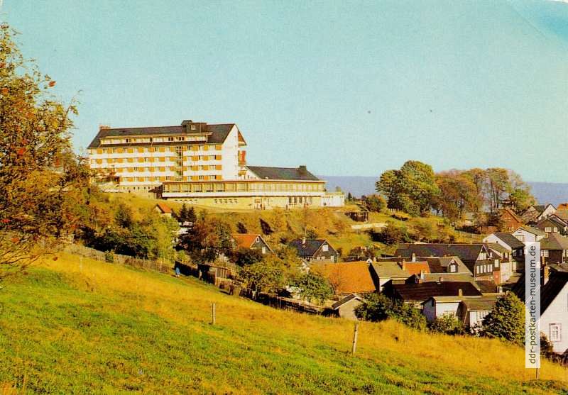 Schnett in Thüringen (Bezirk Suhl), Blick zum FDGB-Erholungsheim "Kaluga" - 1979