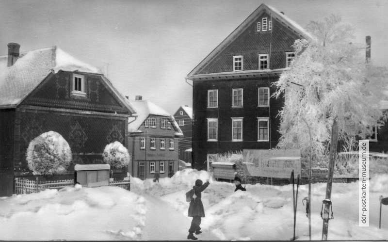 Winter in Großbreitenbach am Kulturhaus - 1964
