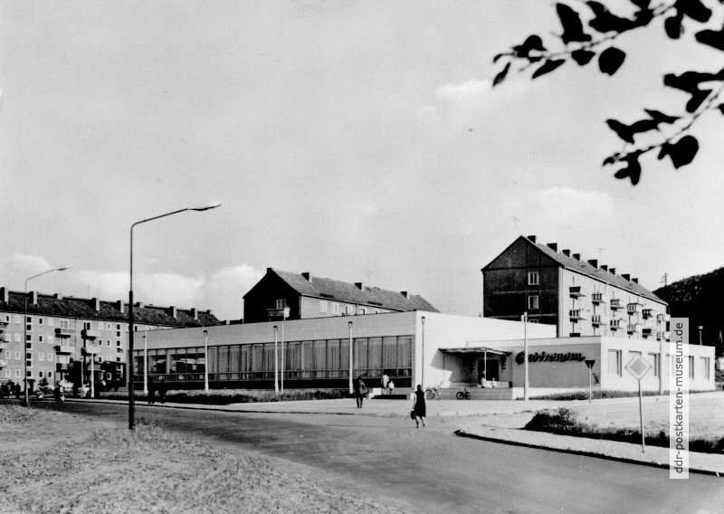 Restaurant "Gastronom" im Neubauviertel von Ilmenau - 1974