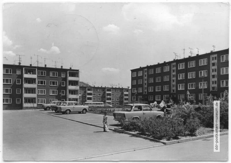 Im Neubauviertel - 1977