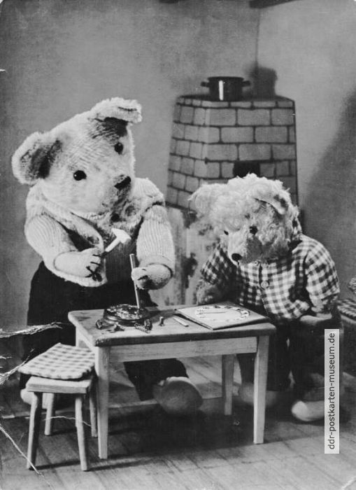 Karte G 5177 Teddy & Teddine reparieren die Wanduhr - 1960