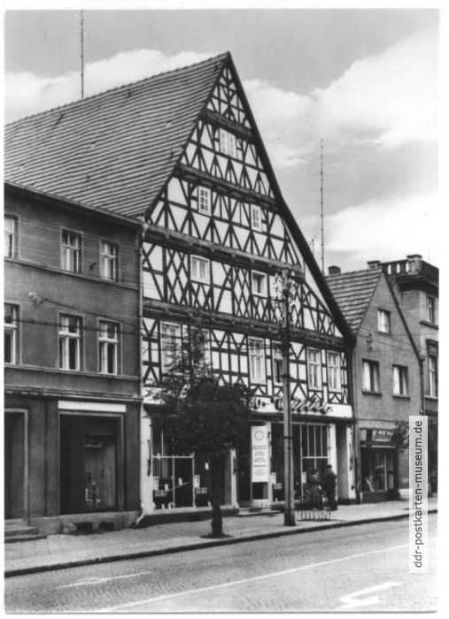 Fachwerkhaus in der Johann-Sebastian-Bach-Straße - 1968